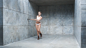 Miley Cyrus GIF. Artiesten Miley cyrus Liam Punt Gifs Miley Cyrus Hanna montana 