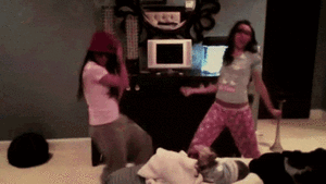 Miley Cyrus GIF. Artiesten Miley cyrus Gifs Reblog Diva Miley 23 Miley ray cyrus Orgulho 