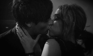 Miley Cyrus GIF. Liefde Artiesten Schattig Miley cyrus Gifs Wrecking ball 
