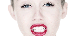Miley Cyrus GIF. Artiesten Miley cyrus Gifs Wrecking ball 