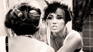 Miley Cyrus GIF. Artiesten Miley cyrus Gifs Hart Ily Hou van je 