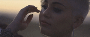 Miley Cyrus GIF. Artiesten Miley cyrus Gifs Reblog Diva Miley 23 Miley ray cyrus Orgulho 