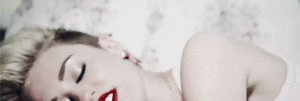 Miley Cyrus GIF. Muziek Artiesten Miley cyrus Gifs Miley Wrecking ball 