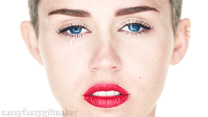 Miley Cyrus GIF. Artiesten Miley cyrus Gifs Lot Miley Cyrus Miley ray cyrus Destiny hope cyrus 