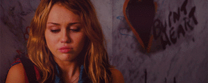 Miley Cyrus GIF. Artiesten Miley cyrus Gifs De mond vol tanden 