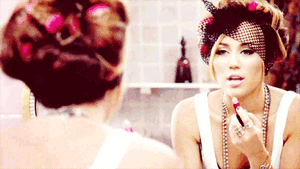 Miley Cyrus GIF. Artiesten Miley cyrus Gifs Website 