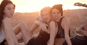 Miley Cyrus GIF. Artiesten Miley cyrus Gifs Leven Miley Verprutsen 