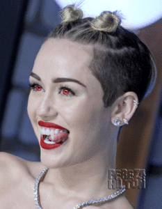 Miley Cyrus GIF. Artiesten Miley cyrus Gifs Wat Idgaf I dont care Idc Who cares 