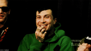 My Chemical Romance GIF. Artiesten My chemical romance Gifs Mcr Na na na 