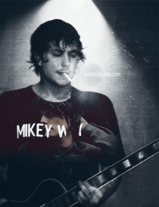My Chemical Romance GIF. Artiesten My chemical romance Gifs Gerard manier 