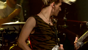 My Chemical Romance GIF. Artiesten My chemical romance Helena Gifs 