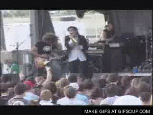 My Chemical Romance GIF. Artiesten My chemical romance Gifs Gerard manier 