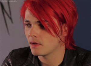 My Chemical Romance GIF. Artiesten Roken My chemical romance Sexy Gifs Gerard manier 