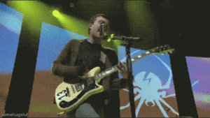 My Chemical Romance GIF. Artiesten My chemical romance Gifs Mcr Bands 