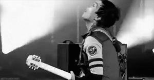 My Chemical Romance GIF. Artiesten My chemical romance Gifs Mcr 
