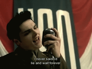 My Chemical Romance GIF. Artiesten My chemical romance Helena Gifs 