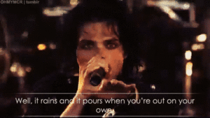 My Chemical Romance GIF. Artiesten My chemical romance Helena Gifs Gerard manier 