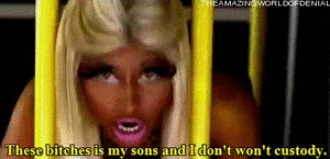 Nicki Minaj GIF. Artiesten Gifs Nicki minaj Muziekvideo Kruipen Nerd 