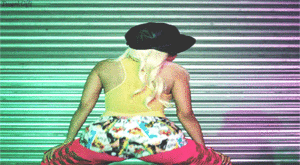 Nicki Minaj GIF. Artiesten Gifs Nicki minaj American idol Brandwond Zuigen 