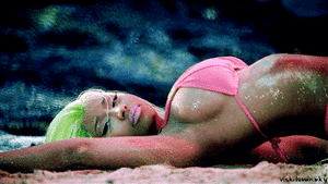 Nicki Minaj GIF. Artiesten Golf Hallo Gifs Nicki minaj Glimlach Gelukkig He 