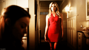 Nicki Minaj GIF. Artiesten Mode Gifs Nicki minaj Glimlach Spikes 
