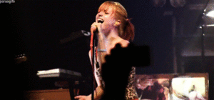 Paramore GIF. Artiesten Paramore Taylor Gifs York 