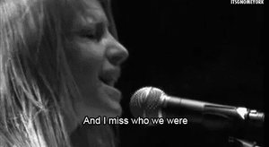 Paramore GIF. Artiesten Paramore Gifs Muziekvideo Aint it fun 