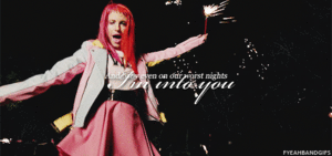 Paramore GIF. Artiesten Paramore Gifs Hayley williams Taylor york Jeremy davis 