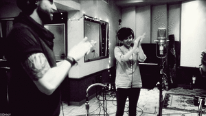 Paramore GIF. Artiesten Paramore Gifs Hayley williams Taylor york Jeremy davis Voorzichtig 