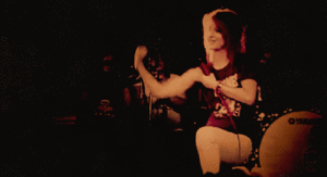 Paramore GIF. Artiesten Paramore Gifs Hayley williams Taylor york Jeremy davis Voorzichtig 