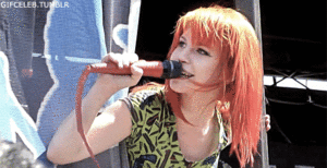 Paramore GIF. Artiesten Paramore 3d Gifs Hayley williams Taylor york Jeremy davis 