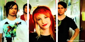 Paramore GIF. Artiesten Paramore 3d Gifs Hayley williams Taylor york Jeremy davis 