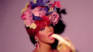 Rihanna GIF. Eten en drinken Artiesten Banaan Rihanna Sexy Gifs 