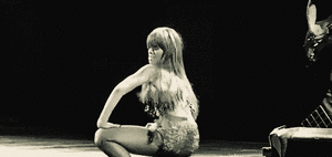 Rihanna GIF. Muziek Artiesten Rihanna Gifs Celebs Buzzworthy 