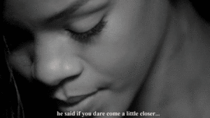 Rihanna GIF. Artiesten Rihanna Blij Gifs Glimlach Amas2013 