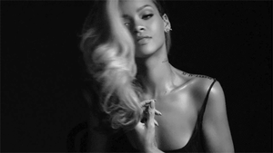 Rihanna GIF. Artiesten Rihanna Gifs Mtv Vmas 