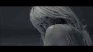 Rihanna GIF. Artiesten Rihanna Gifs Diamonds 