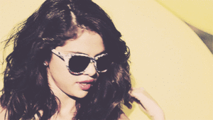 Selena Gomez GIF. Artiesten Selena gomez Tv Gifs Love you like a love song 