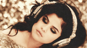 Selena Gomez GIF. Artiesten Selena Selena gomez Gifs Vakantievierders Vakantievierders gif 
