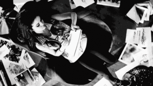 Selena Gomez GIF. Artiesten Selena gomez Gifs Reactie Goedkeuren Duimen omhoog 