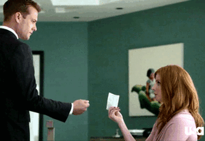 Suits GIF. Films en series Gifs Suits Mike ross 