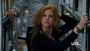 Suits GIF. Films en series Gifs Suits Donna paulsen 