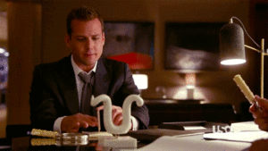 Suits GIF. Films en series Gifs Suits Donna paulsen 