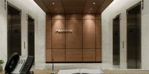 Suits GIF. Films en series Gifs Suits Donna paulsen 