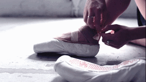 Suits GIF. Films en series Gifs Suits Meghan markle 