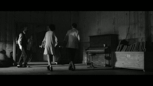 Suits GIF. Films en series Gifs Suits Donna paulsen 
