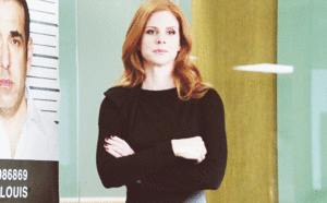 Suits GIF. Films en series Gifs Suits Donna paulsen Harvey specter 