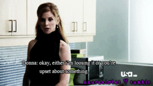 Suits GIF. Films en series Gifs Suits Sarah rafferty 