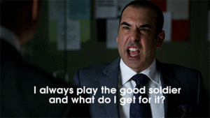 Suits GIF. Films en series Gifs Suits Sarah rafferty 