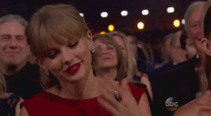 Taylor Swift GIF. Artiesten Taylor swift Gifs Mtv 22 